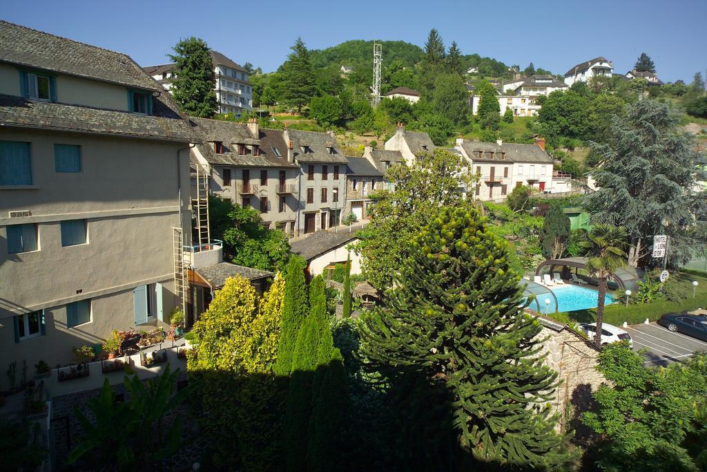 Hotel Du Lion D'Or Entraygues-sur-Truyère Esterno foto