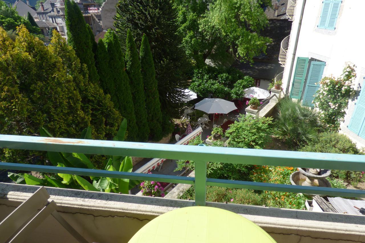 Hotel Du Lion D'Or Entraygues-sur-Truyère Esterno foto