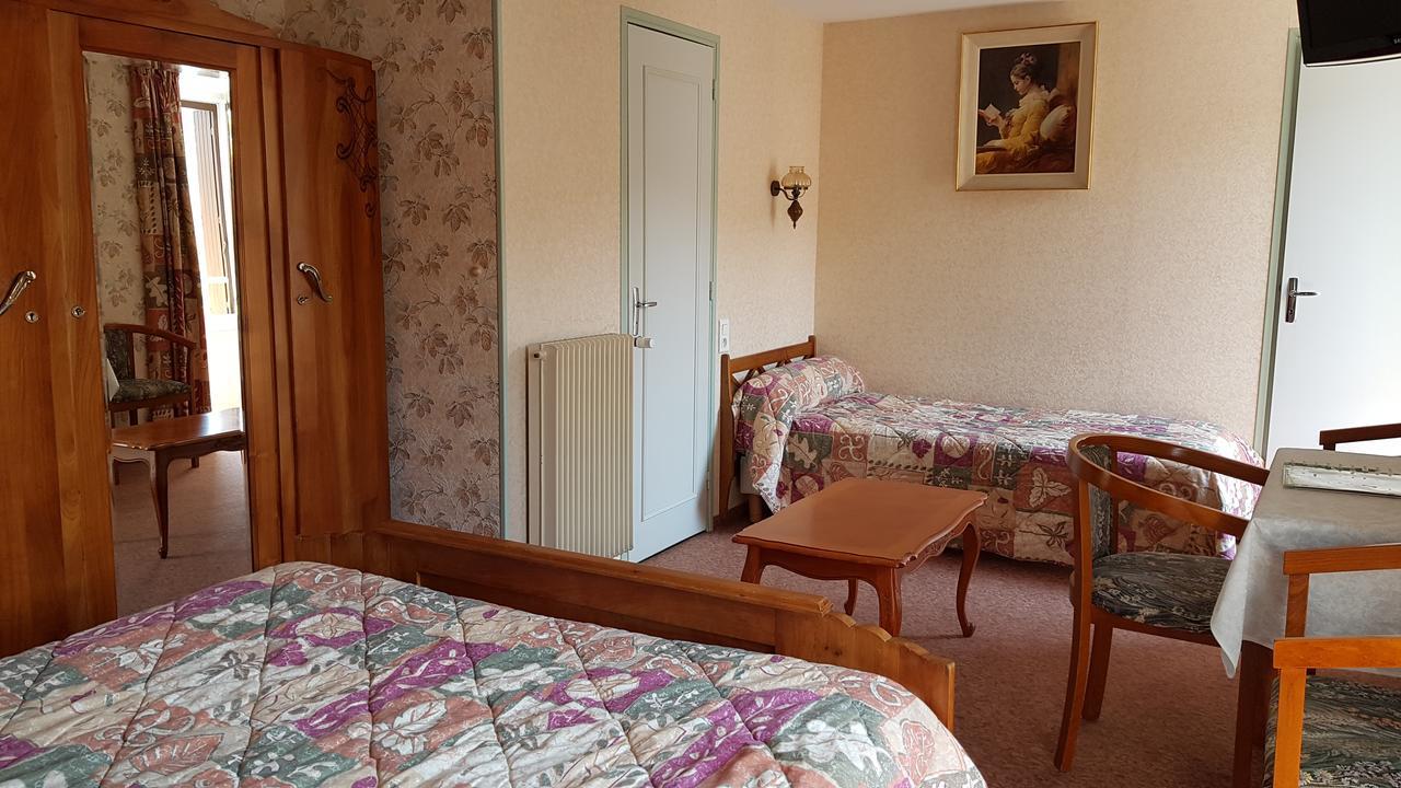 Hotel Du Lion D'Or Entraygues-sur-Truyère Camera foto